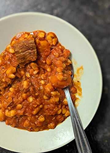 Loubia, un ragoût de bœuf aux haricots blancs {Maghreb}