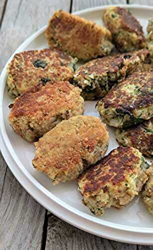 Les kolokithokeftedes, galettes / beignets courgette et feta {Grèce}