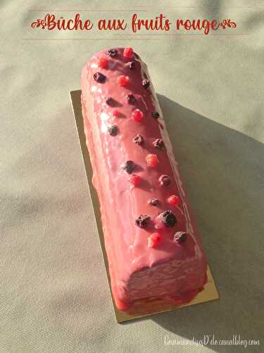 Bûche aux fruits rouges