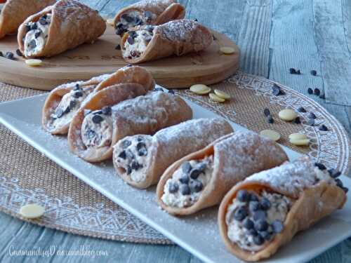 Cannolis sicilien ricotta et chocolat blanc