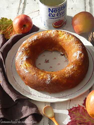 Gâteau aux pommes et lait concentré sucré