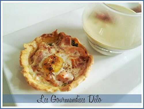 Tartelette fondue de poireau, jambon fumé et saumon - Gourmandises D'élo