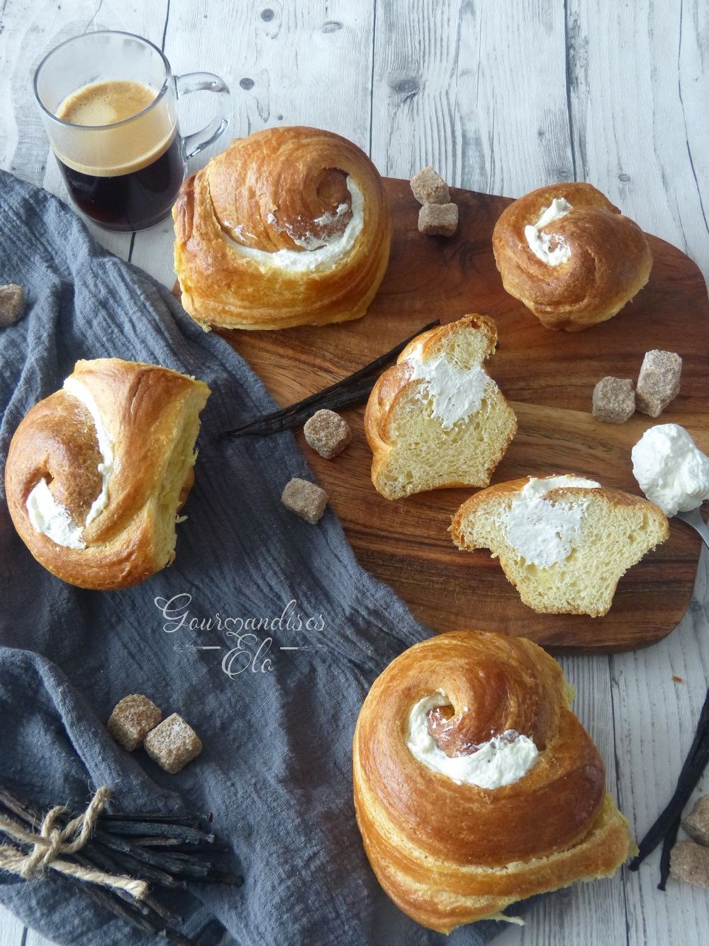 Brioche feuilletée à la crème vanille