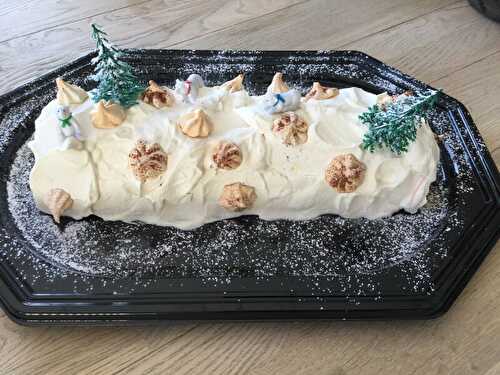 Buche glacée « vacherin » vanille/framboise