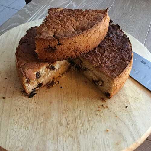 Pain brioché aux raisins secs ( 156 calories par portion)