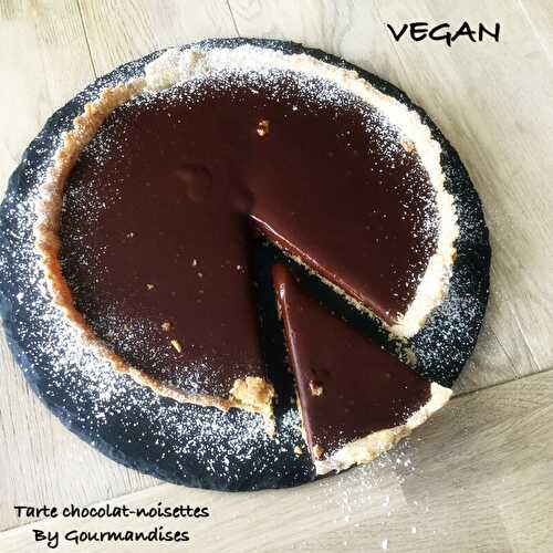 Tarte chocolat-noisette ( VEGAN) 253 cal/ la part....