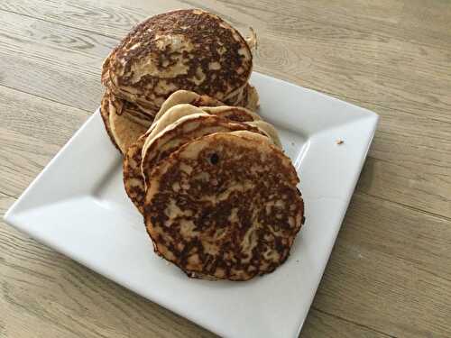 Pancakes healthy fromage blanc/ compote de pommes