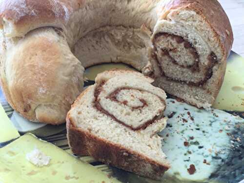 Brioche roulée au beurre de cacahuète