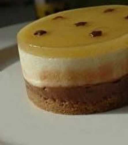 BAVAROIS POIRE SUR  FONDANT CHOCOLAT