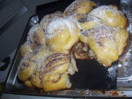 Brioche fleur à la pâte à tartiner