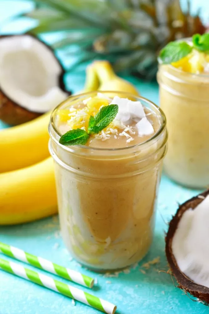 Smoothie énergisant ananas coco