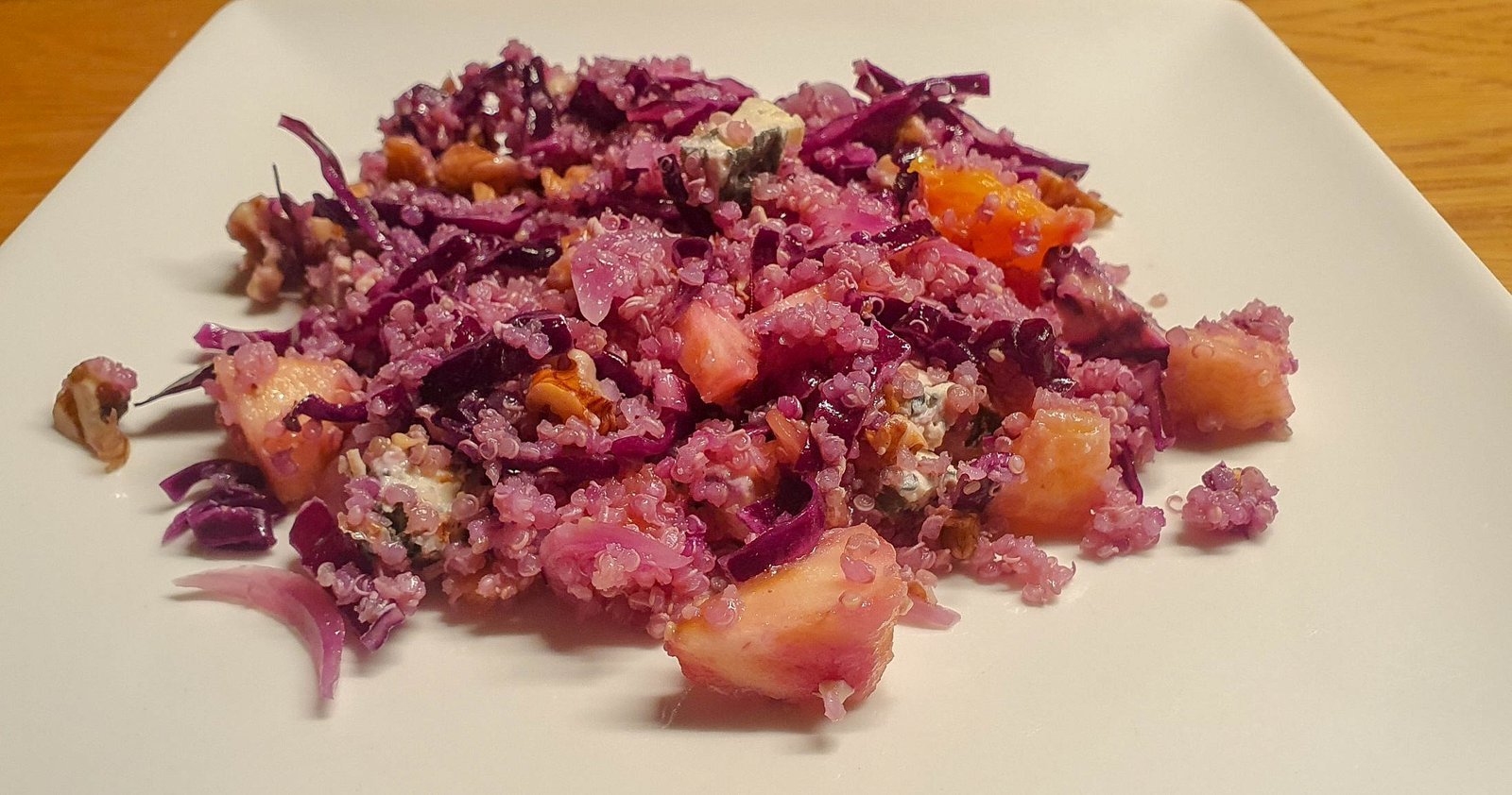 Salade quinoa et chou-rouge