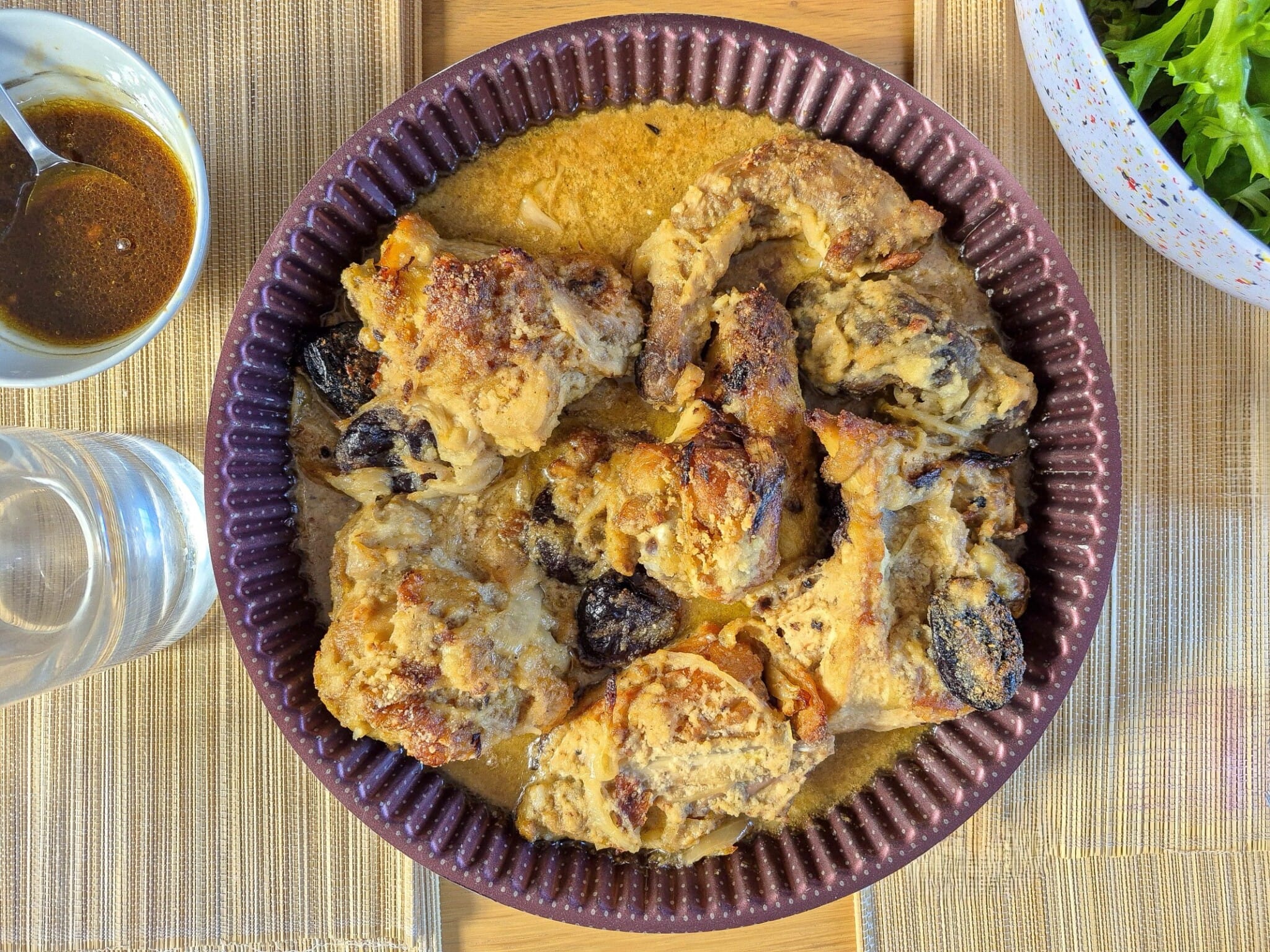 Poulet aux pruneaux et aux amandes