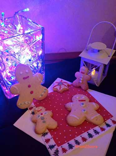 Biscuits bonhommes de Noël en pain d'épices