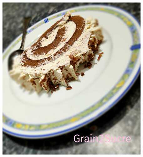 Bûche de Noël au chocolat et crème vanille de Cyril LIGNAC