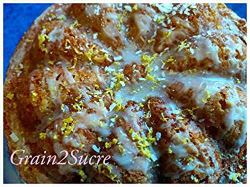 Gâteau moelleux au citron et à la noix de coco