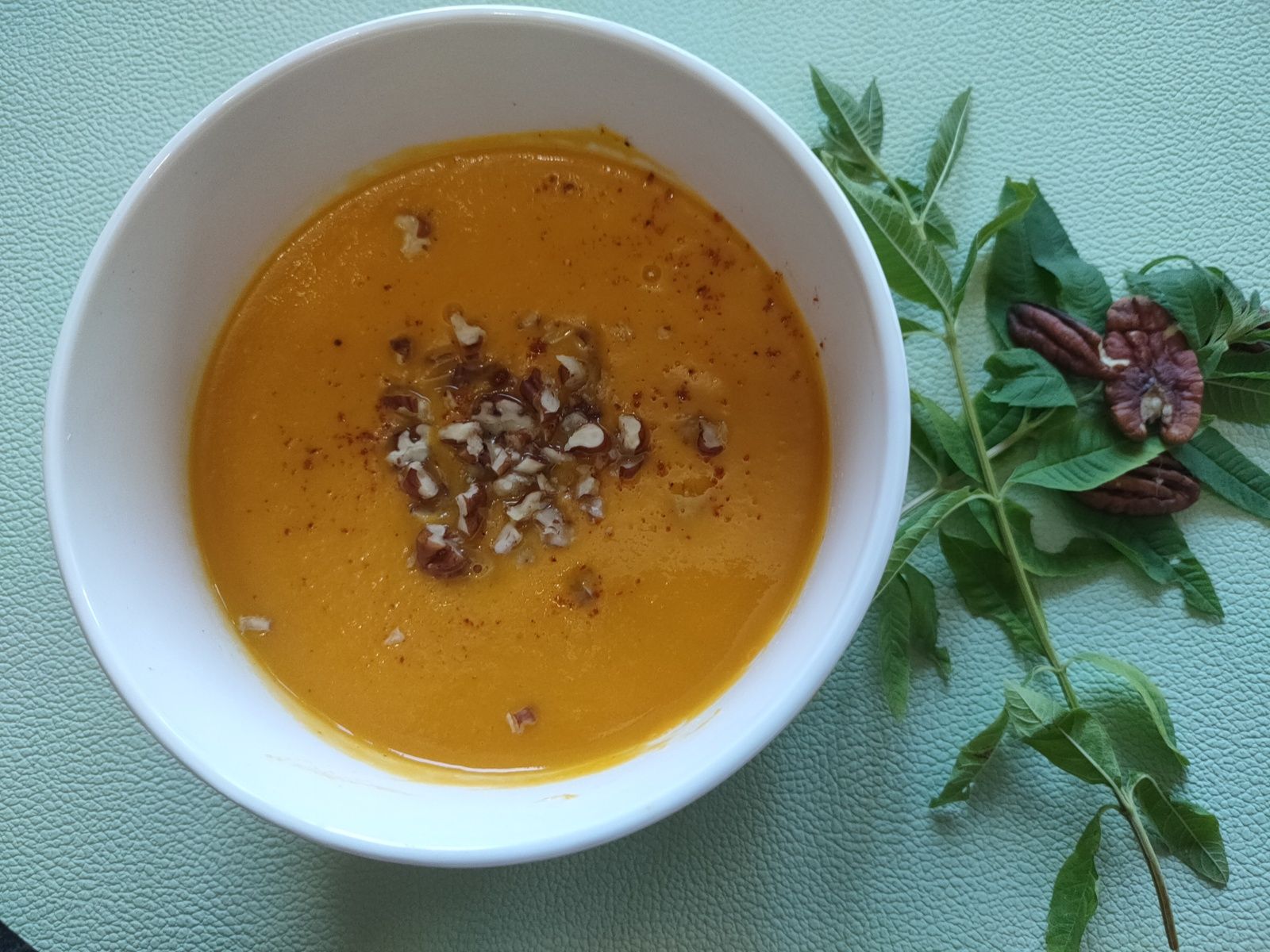 Velouté de potimarron au lait de coco et à la verveine citronnelle 