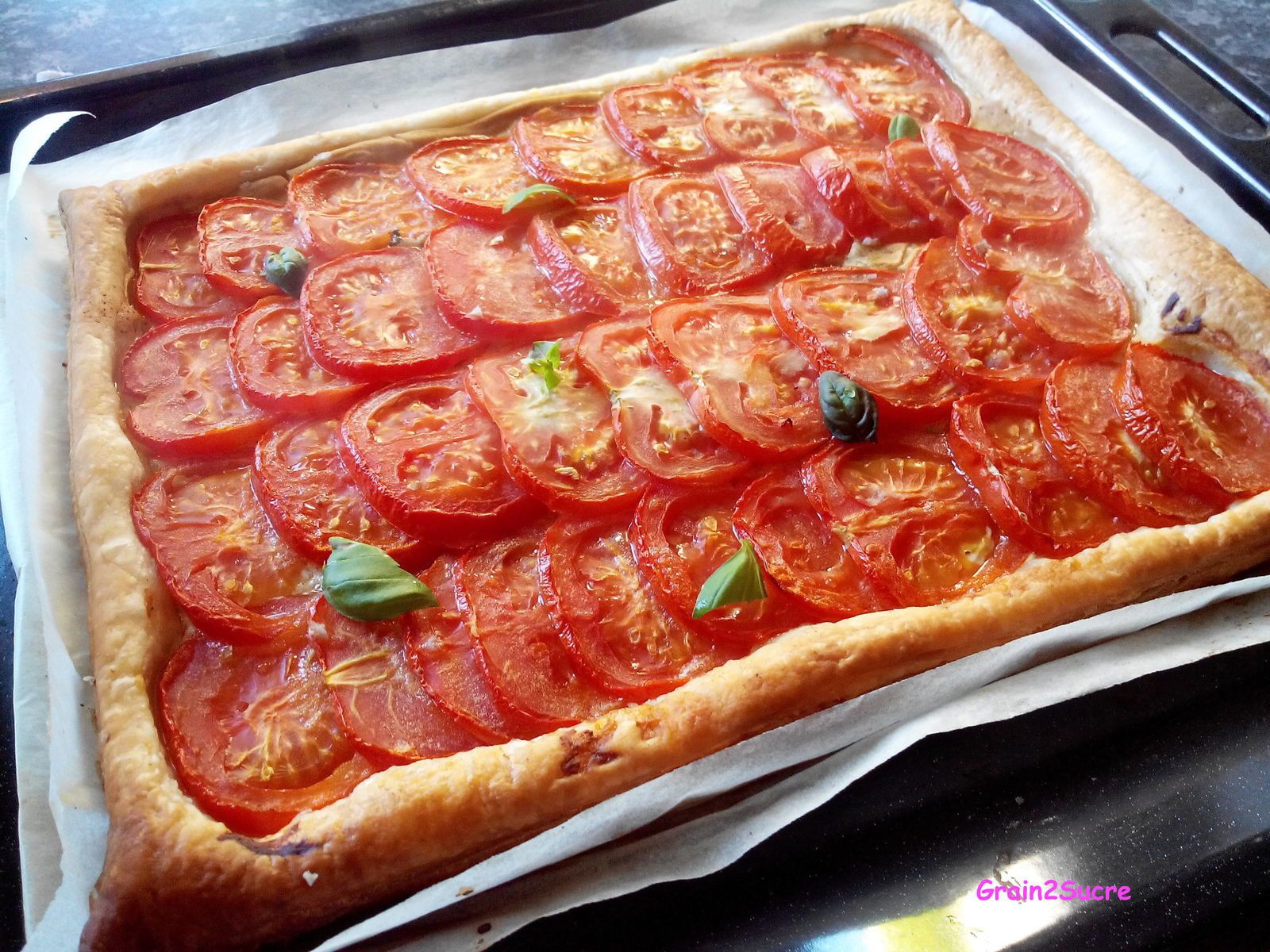 Tarte Tomate Moutarde Basilic.*