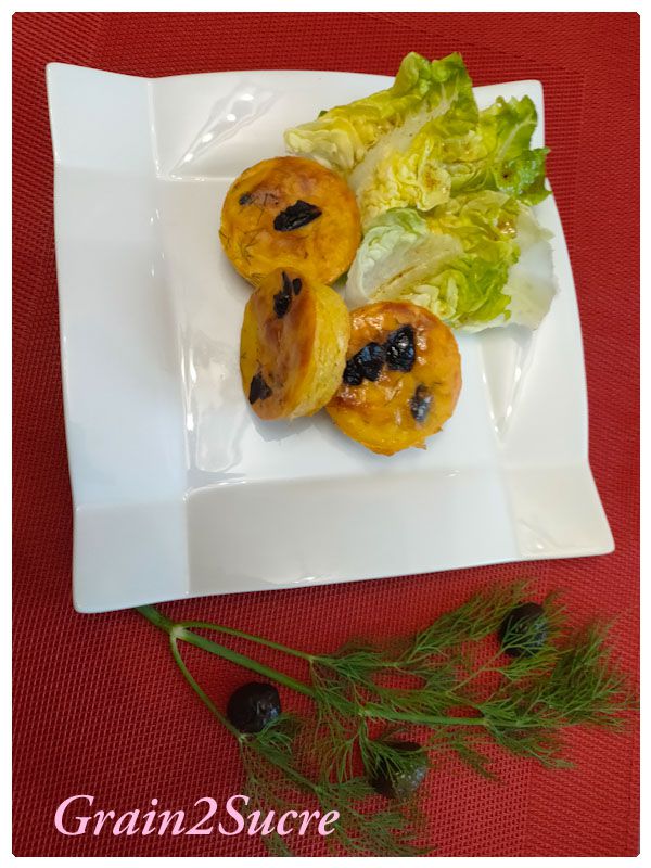 Bouchées soufflées à la courge butternut, au brocciu et aux olives de Nyons