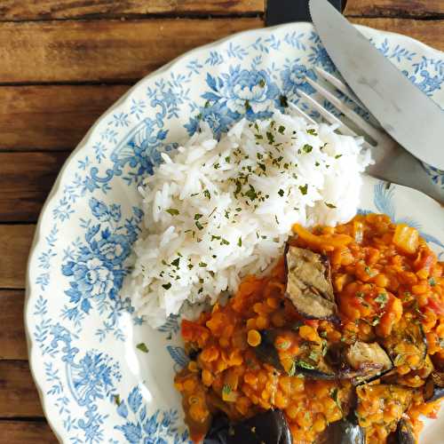 Dahl de lentilles corail aux aubergines