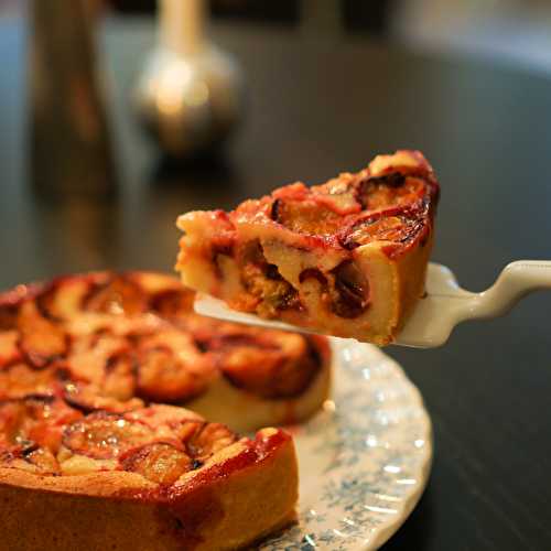 Le gâteau fondant aux quetsches et aux amandes