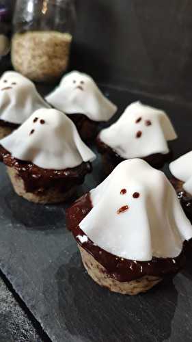 Muffins d'Halloween à la banane et beurre de cacahuètes