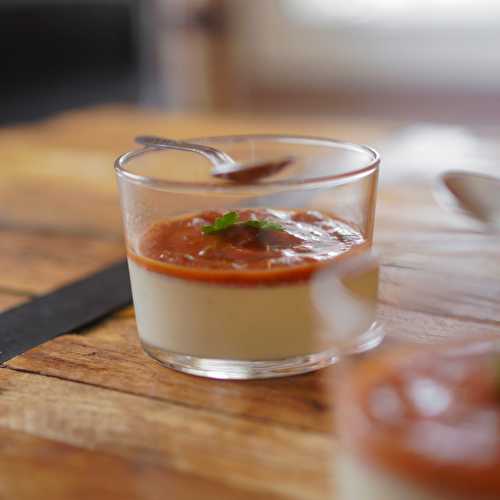 Panna cotta aux asperges et coulis de tomates au pesto