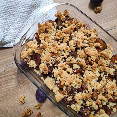 Crumble de quetsches aux noix