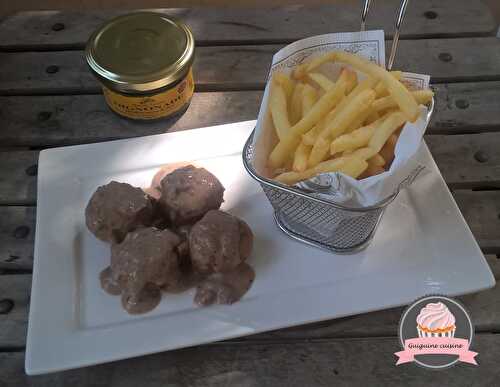 Boulettes de viande sauce oignonade