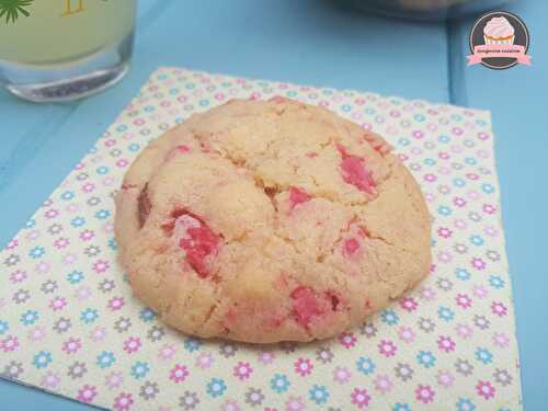 Cookies au chocolat blanc et pralines roses