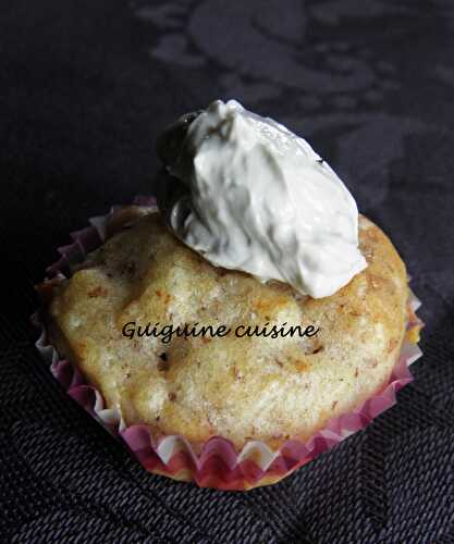 Melchior ou mini cupcakes aux noix & topping au roquefort