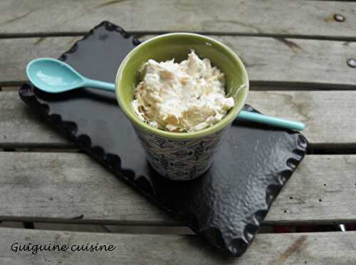 Rillettes de saumon au Boursin® ail et fines herbes