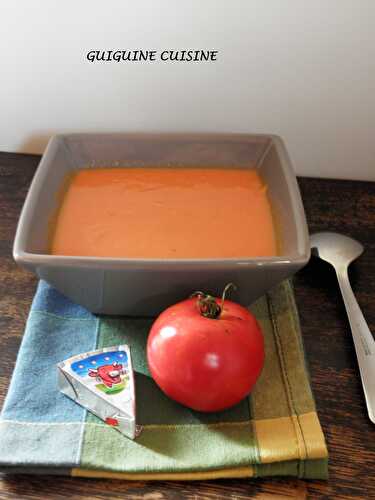 Velouté de tomates à la vache qui rit