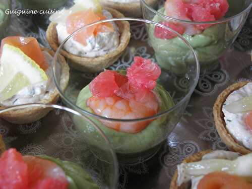 Verrine avocat – crevettes – pamplemousse rose