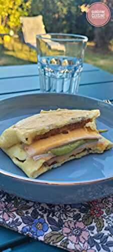 Breakfast sandwich