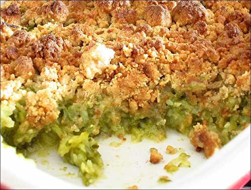 Crumble de courgettes, basilic et parmesan