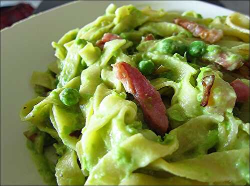 Tagliatelles à la crème de petits pois et chèvre