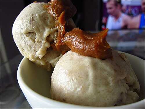 Nice cream (banana ice cream) au beurre de cacahuètes – sans sorbetière