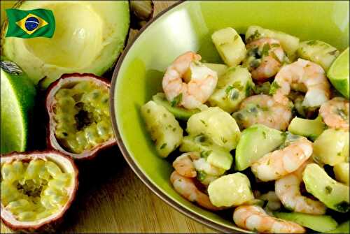 Salade de crevettes et avocat aux fruits de la passion et banane