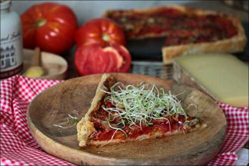 Tarte à la tomate et à la moutarde