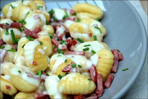 Gnocchi à poêler et sauce St Nectaire et bacon