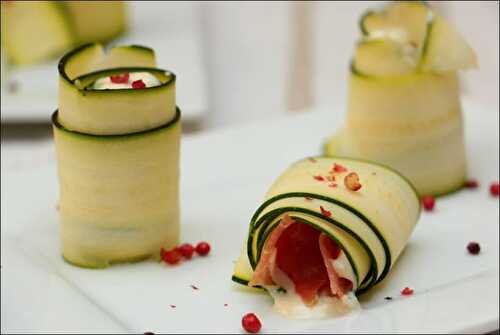 Roulés de courgettes au chèvre frais et miel