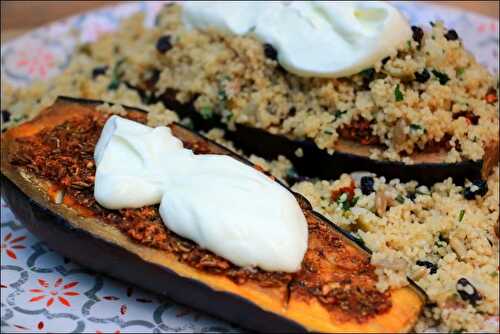 Aubergine à la chermoula, semoule aux fruits secs et yaourt de Yotam Ottolenghi