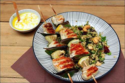 Brochettes de poulet et taboulé aux fruits secs