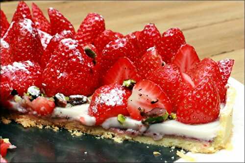 Tarte aux fraises sur sa panna cotta coco