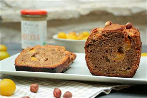 Cake lorrain aux noisettes et mirabelles