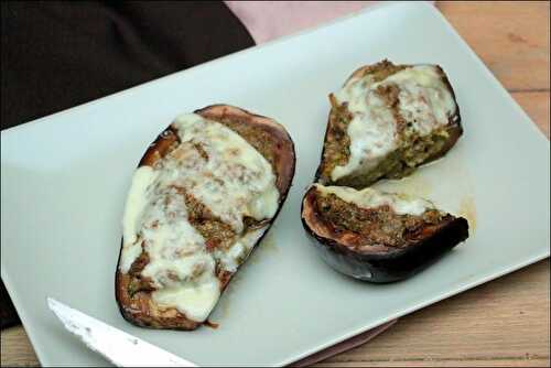 Aubergines farcies à la courgette et brebis