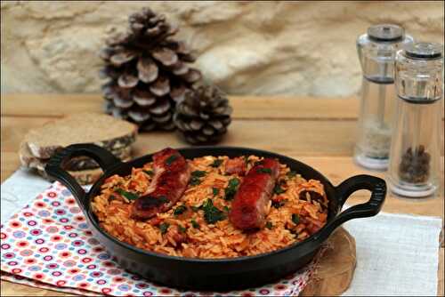 Riz à la tomate et aux saucisses