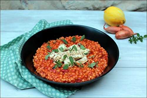 Risotto d’orge perlé à la feta marinée de Yotam Ottolenghi