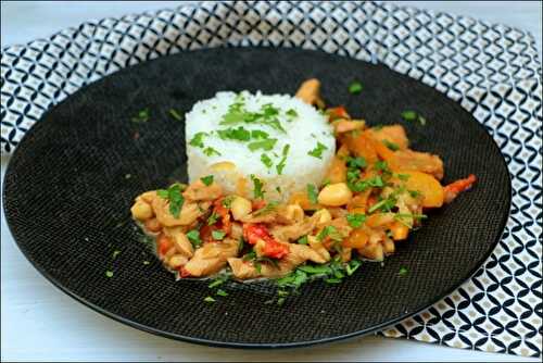 Poulet aux poivrons et noix de cajou